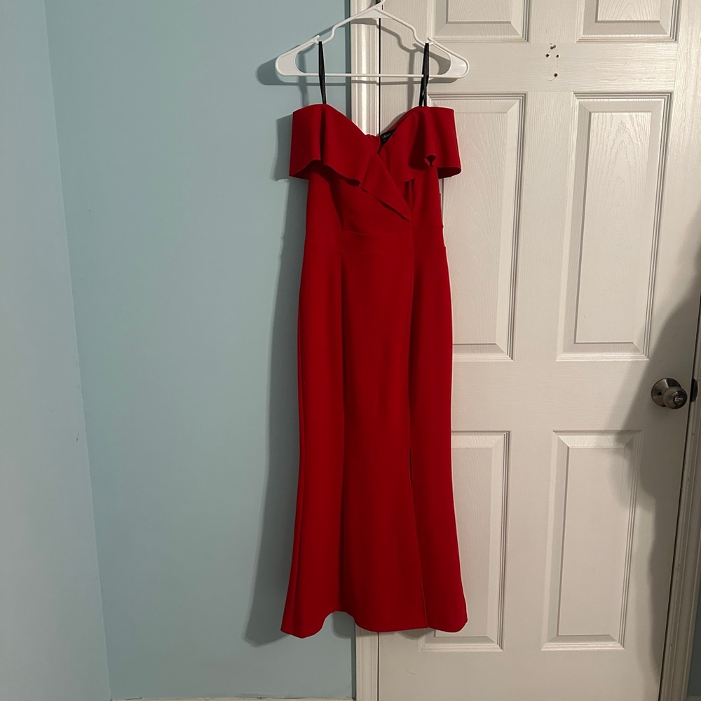 Elegant Red Strapless Dress